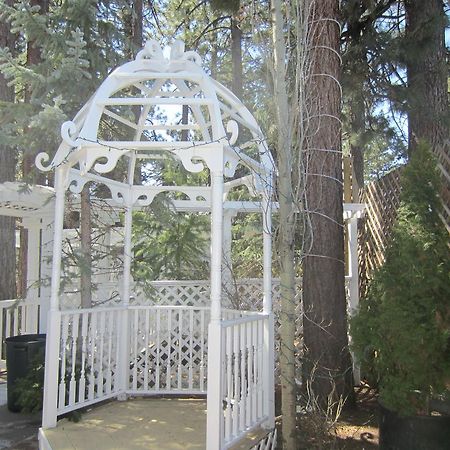 Lake Tahoe Airport Tahoe Chalet Inn, The Theme Inn מראה חיצוני תמונה