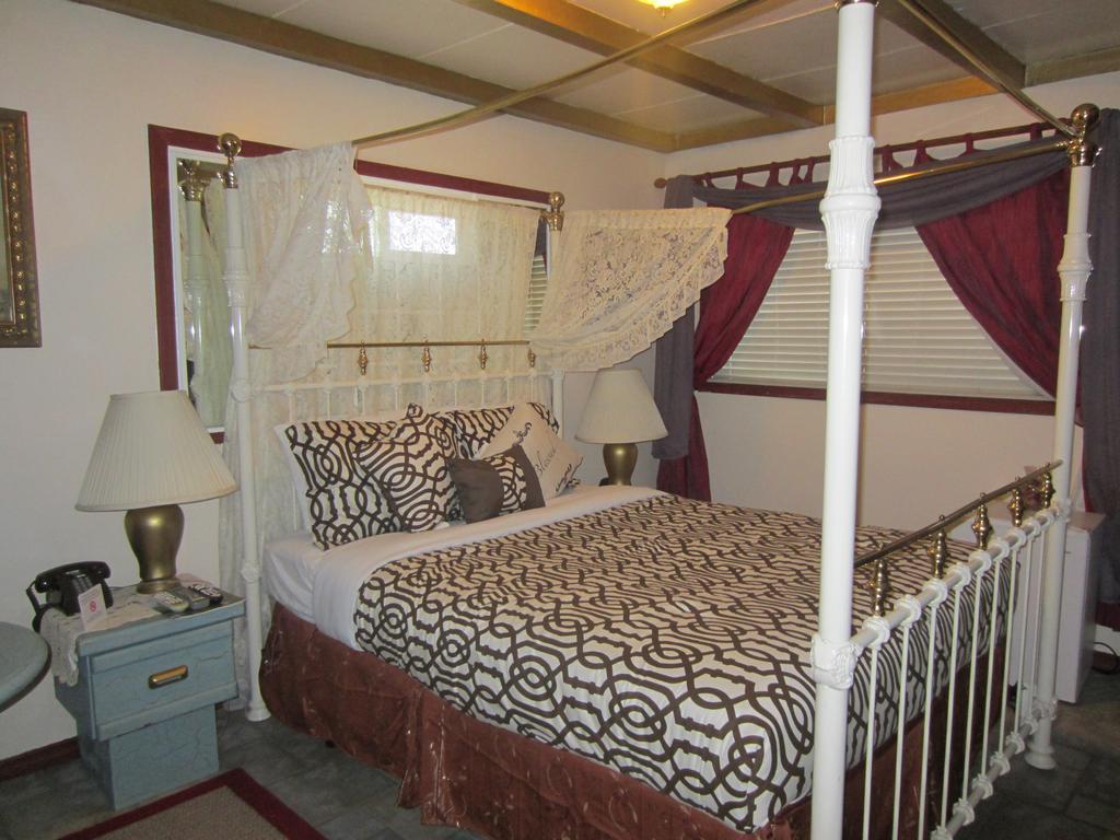 Lake Tahoe Airport Tahoe Chalet Inn, The Theme Inn חדר תמונה