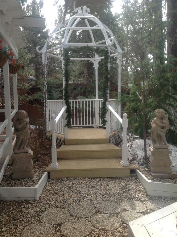 Lake Tahoe Airport Tahoe Chalet Inn, The Theme Inn מראה חיצוני תמונה